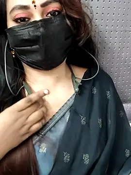 Snapshot of Cutie_nila26 chatting on October 2025 05:49:02 AM Cutie nila26 online show from October 2025 05:49:02 AM