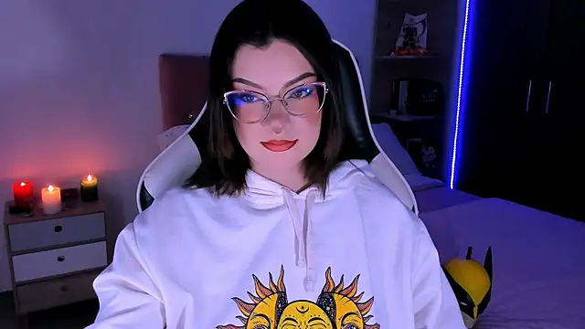 OphelianaRose33 online show from October 2025 07:25:01 PM