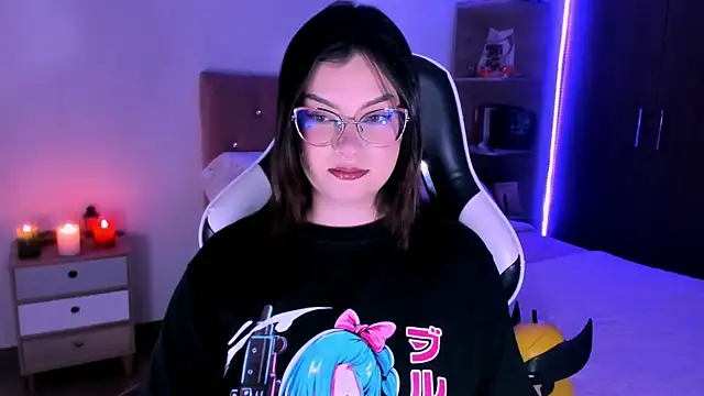 OphelianaRose33 online show from November 2025 09:19:01 PM