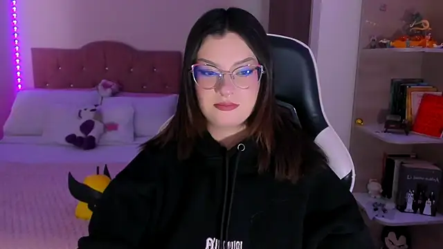 OphelianaRose33 online show from January 2026 08:56:01 PM