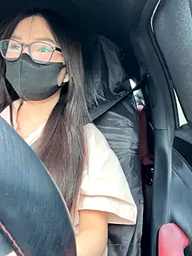 Linh 2004 online show from September 2025 06:06:01 AM