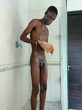 Snapshot of Fizozoo chatting on October 2025 05:16:01 AM Fizozoo online show from October 2025 05:16:01 AM