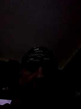 Snapshot of PopaOctavian chatting on October 2025 03:09:02 PM PopaOctavian online show from October 2025 03:09:02 PM