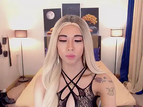 PreciousAmore online show from November 2025 10:47:01 AM