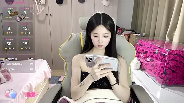 OiOi-666 online show from February 2026 01:43:01 PM