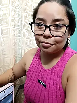 Snapshot of saenz_eymi chatting on May 2026 06:23:02 PM saenz eymi online show from May 2026 06:23:02 PM