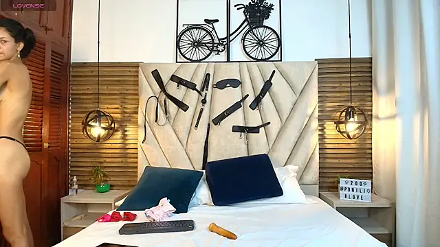 Cinthiabaker online show from November 2025 11:32:02 AM