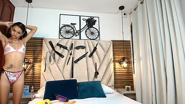 Cinthiabaker online show from November 2025 11:43:02 AM