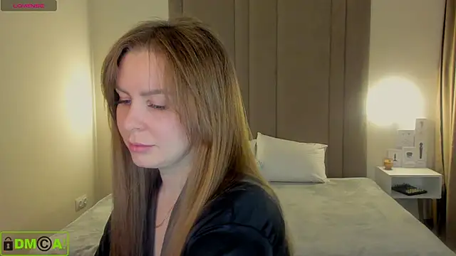 MikaBloom online show from December 2025 01:57:02 AM