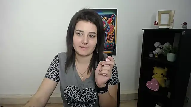 Katrin kiss  online show from September 2025 01:32:01 PM