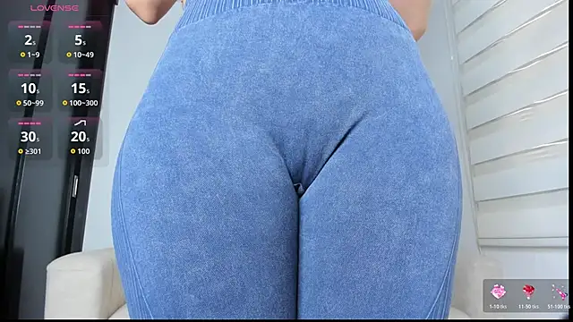 arianna 000 online show from November 2025 01:22:02 PM