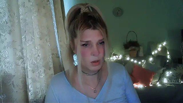 TsPostophere online show from February 2025 10:33:02 AM