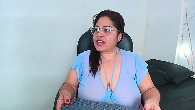 Karla hilton1 online show from February 2026 01:21:02 PM