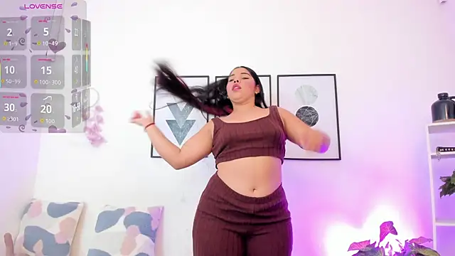 yunna7 online show from November 2025 11:32:02 AM