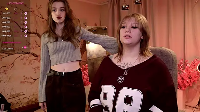 Morvelyn online show from November 2025 02:17:01 PM