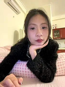 Lil-Gi online show from November 2025 06:07:02 PM