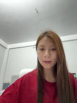 Lil-Gi online show from April 2026 04:02:02 PM