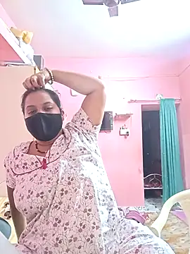 biggbobbsgirl online show from November 2025 04:17:01 PM