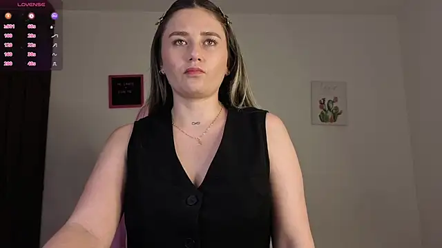 Veronika  Winslow  online show from December 2025 03:12:02 AM