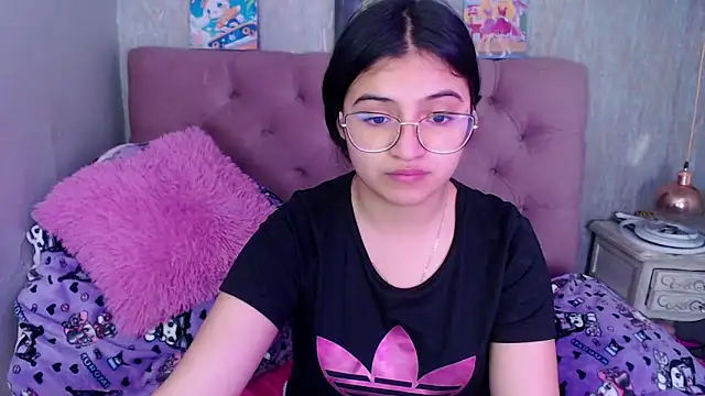 laurenelove online show from October 2025 03:27:01 AM