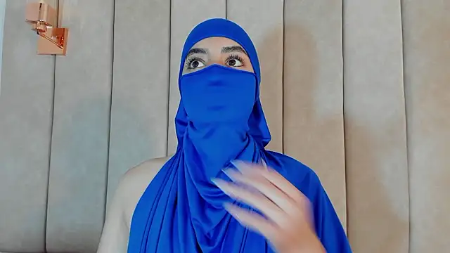 nayiraa  online show from March 2026 09:21:02 PM