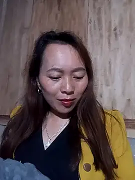 Bianly online show from December 2025 12:10:01 PM