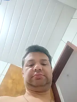 Crocante Hot online show from November 2025 09:09:01 AM