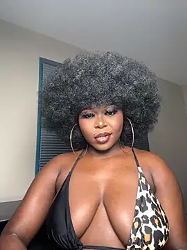 WomanNextdoor1 online show from November 2025 10:01:02 AM