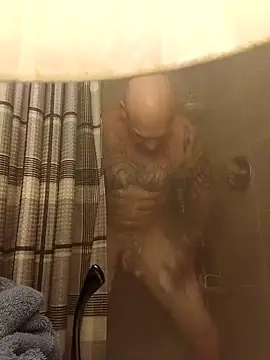 ShawnandDani7074 online show from February 2026 02:57:02 PM