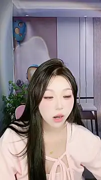 Snapshot of CAICAI_BABY chatting on November 2025 06:56:01 AM CAICAI BABY online show from November 2025 06:56:01 AM