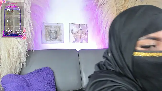 yasmin elite online show from September 2025 01:43:02 PM