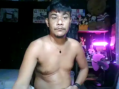 Snapshot of Jheboi69xxx chatting on October 2025 11:28:01 AM Jheboi69xxx online show from October 2025 11:28:01 AM