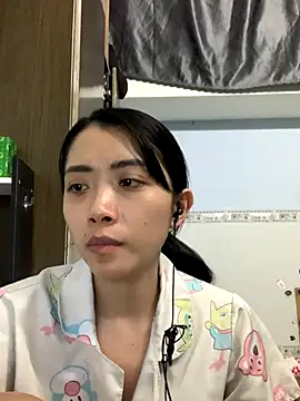 Snapshot of Minee1202 chatting on October 2025 08:26:01 AM Minee1202 online show from October 2025 08:26:01 AM