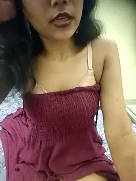 Snapshot of Snaya-baby chatting on April 2026 01:41:02 PM Snaya-baby online show from April 2026 01:41:02 PM