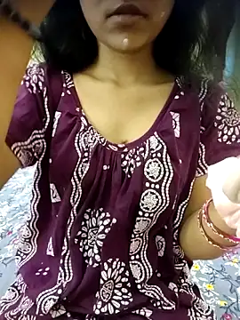 Snapshot of Snaya-baby chatting on May 2026 07:46:02 AM Snaya-baby online show from May 2026 07:46:02 AM
