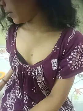 Snapshot of Snaya-baby chatting on May 2026 06:21:02 AM Snaya-baby online show from May 2026 06:21:02 AM