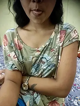 Snapshot of Snaya-baby chatting on May 2026 08:23:01 AM Snaya-baby online show from May 2026 08:23:01 AM