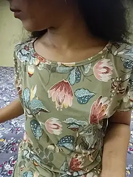 Snapshot of Snaya-baby chatting on June 2026 05:24:01 AM Snaya-baby online show from June 2026 05:24:01 AM