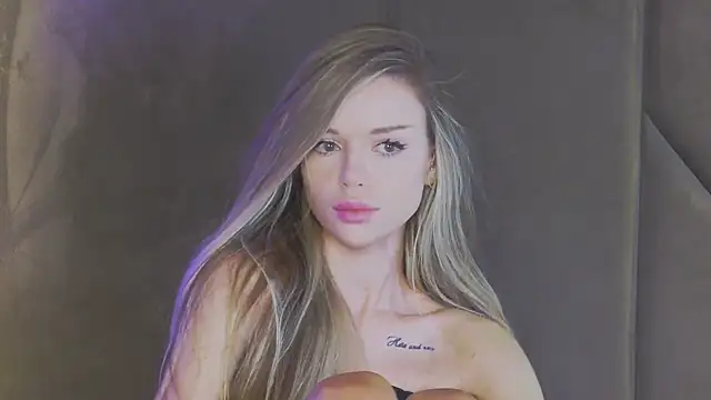 MarilynNova online show from June 2026 04:41:02 AM