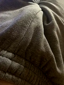 MuzzyFacing online show from October 2025 12:56:02 PM