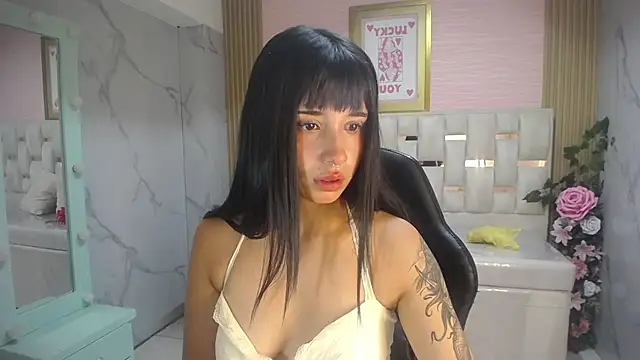 allyssa bellini s online show from January 2026 08:32:01 PM