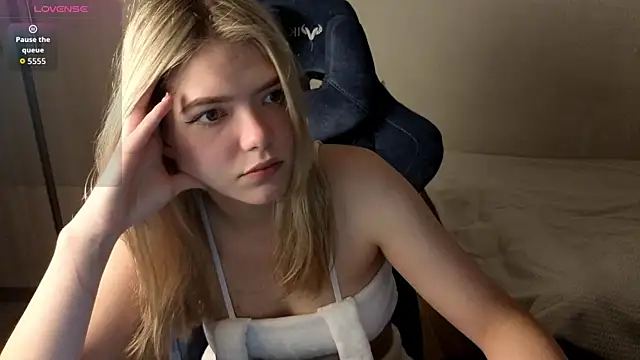 KatanaSVibe online show from October 2025 09:48:02 AM