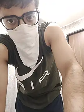 Snapshot of mrmasseur06 chatting on August 2026 06:33:02 PM mrmasseur06 online show from August 2026 06:33:02 PM