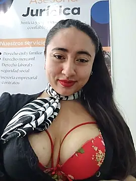 AMATISTA  16 online show from November 2025 12:37:02 PM