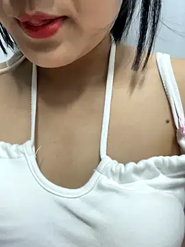 Snapshot of Xuka119 chatting on September 2025 02:04:02 AM Xuka119 online show from September 2025 02:04:02 AM