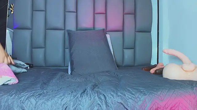 Roxana gomez online show from September 2025 03:10:02 AM