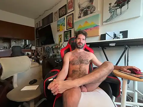 Pupscritch online show from June 2026 02:19:01 PM