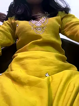 Snapshot of modelnishu chatting on October 2025 09:15:01 AM modelnishu online show from October 2025 09:15:01 AM