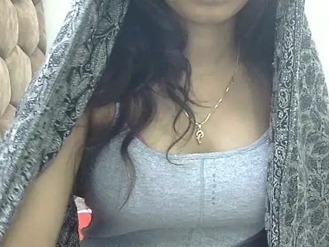 SONIYA 47 online show from December 2025 07:11:01 PM