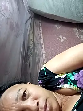 Mamapm20 online show from September 2025 09:28:02 PM